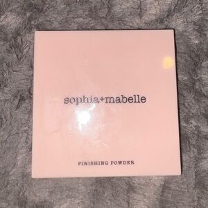 NWOT Sophia + Mabelle Finishing Powder